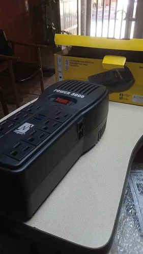 Regulador-Magom-Power-3000-3000va-120v-3kva-Usb-8-Tomas-2.webp